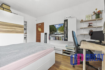 NA PREDAJ Exkluzívny 4-izbový rodinný dom s dvojgarážou, krb - 17