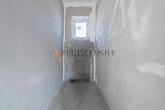 ALL INCLUSIVE l NA PREDAJ 4 IZBOVÉ RODINNÉ DOMY, BELLOVA VES - 17
