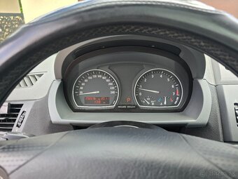 Predám BMW X3 3.0i Xdrive  AUTOMAT - 17