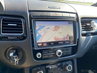 Predam VW Touareg V6 TDi, 193 kW - 17