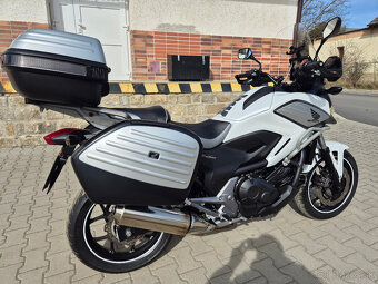Prodám Honda NC 750X , r. v. 2014, verze s ABS - 17