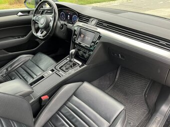 Volkswagen Passat 2.0 TSI 4MOTION DSG - 17