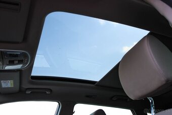 Hyundai Tucson 2.0 CRDi Premium A/T 4x4 - 17