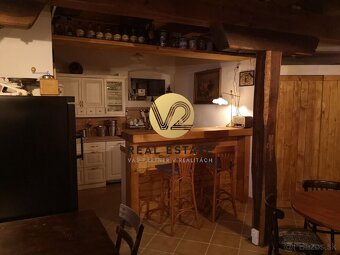 Na PREDAJ Sýpka - reštaurácia, bar s bytom a izbami. - 17