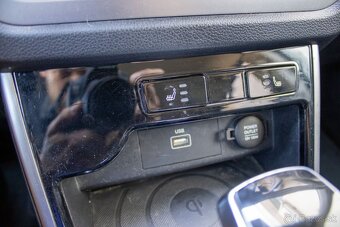 SsangYong Korando 1.6 e-XDI 136k AWD A/T, 100kW, A6, 5d - 17