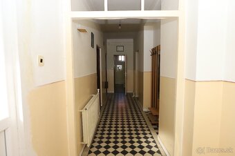 4 izbový rodinný dom s garážou v obľúbenej lokalite "západ - 17