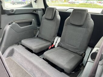 Peugeot 5008 1.6 HDi 80kw automat 7 míst panorama - 17