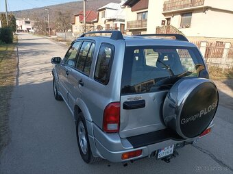 Suzuki Grand Vitara 2.0 td 4x4 - 17