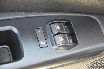 Fiat Dobló Cargo 1.6 MultiJet XL Base E6 - 17