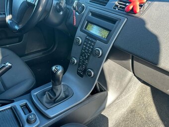 Volvo V50 D2 - 17