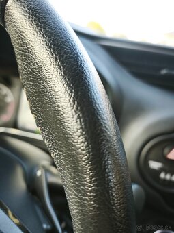 Toyota Yaris 2019 - automat benzín 1.5 - 17