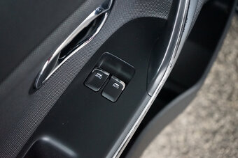 29- KIA Cee´d, 2017, benzín,  1.4 i, 74 kW - 17