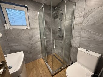 Rodinný dom 7+1, 240m², Teplička nad Váhom + Apartmán 2+1 - 17