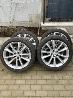 Jaguar XF R-Sport 132KW 2.0D - 17