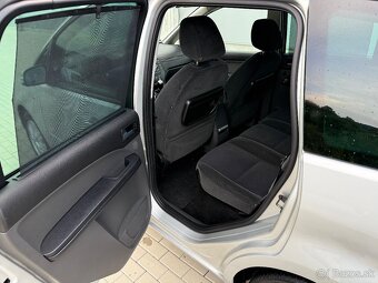 Ford Focus C-Max Ghia - 17