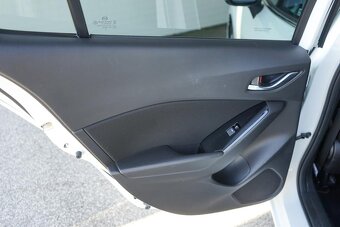 39-Mazda, 3, 2017, nafta, 2.2 D, 110kw - 17