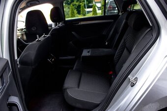 Škoda Superb Combi 2.0TDI 110kw DSG - 17