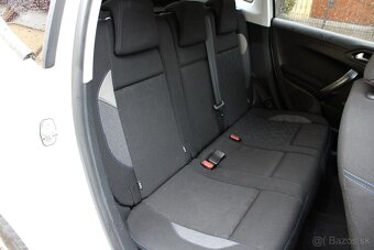Peugeot 2008 1.2 PureTech Style, benzín 2018 - 17