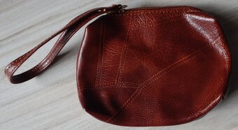 Súprava hnedých kabeliek/taštičiek - 17