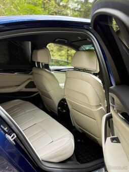 BMW rad 5 540i xDrive A/T - 17