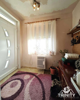 Výhradne - Na predaj tehlový 4-izbový rodinný dom v obci Kom - 17