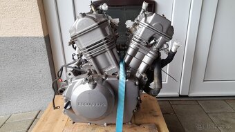 HONDA XRV 750 AFRICA TWIN - 17