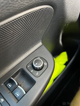 Golf 5 R32 4Motion DSG – 3.2 VR6, TOP stav, servis. história - 17