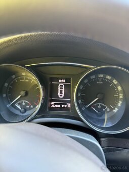 Škoda Superb II facelift 3.6 V6 FSI DSG 4x4 Lauri&klement - 17