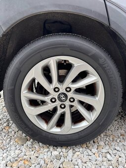 Hyundai Tucson 1.6 GDi Family-benzín - 17