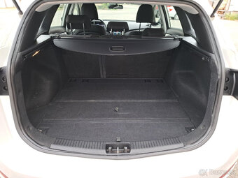 Hyundai i30 CW 1.6i CRDi 16V DOHC Comfort - 17