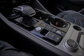 Volkswagen Touareg 3.0 V6 TDI R-Line /aj na splátky/ - 17