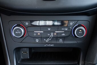 Ford Focus Kombi 1.0 EcoBoost Business X 2017 - 17