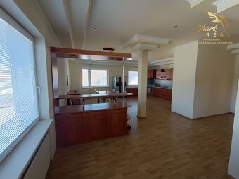 Administratívno apartmánový dom - 17