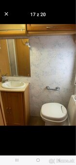 Predam karavan Corona 472 - 17