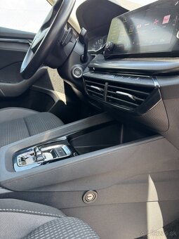Škoda Octavia Combi 2.0 TDI Ambition DSG - 17