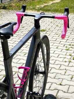 Canyon Aeroad CF SLX 8 AXS - 17