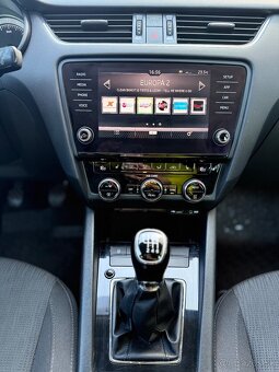 Škoda Octavia III 2.0 TDi 110kw - 17