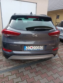 Hyundai Tucson 2.0 CRDi Style 4x4 - 17