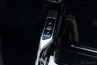 Kia Sorento 1.6 Benzín HEV AT/6 Platinum - 17