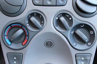 Fiat Panda 1,2 i 44 kW 4x4 - 17