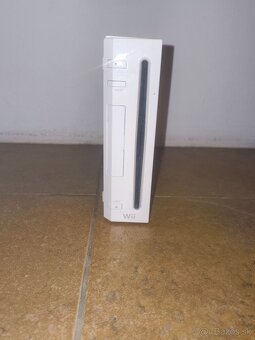 Nintendo Wii biely - 17