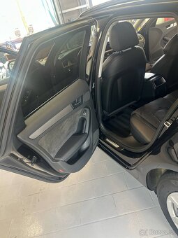 AUDI A 4 AVANT - 17