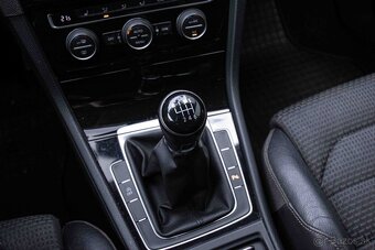Volkswagen Golf Variant 1.4 TSI BMT 150k Highline EU6 - 17