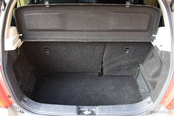 Suzuki Swift 1.3 DDiS Special, 5dv., Klíma, Vyhrievané sedad - 17