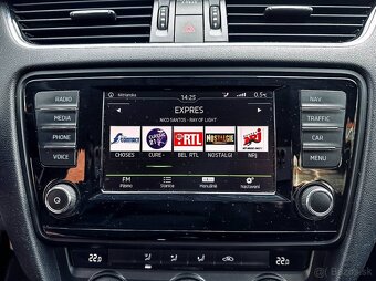 Škoda Octavia Combi 1.6 TDI 110k Active - 17