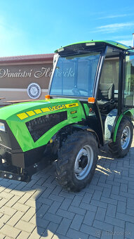 zánovní malotraktor VEGA 26 HTD STAGE V Comfort - 17