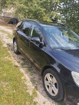 Predám Škodu Octavia Combi 1.6 TDI CR - 17