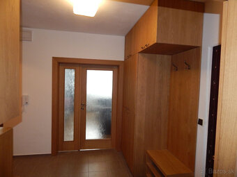 SPEKTRUM REALITY- Na Predaj 3-izbový byt, 72 m2 s loggiou, P - 17