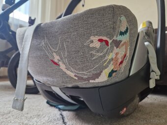 Bugaboo fox 2 vajíčko a základná cybex - 17