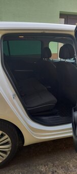 Opel Zafira Tourer - 17